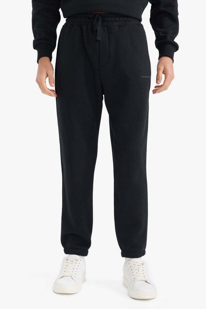 DeFacto Black Man Boxy Fit Printed Set Casual - Image 5